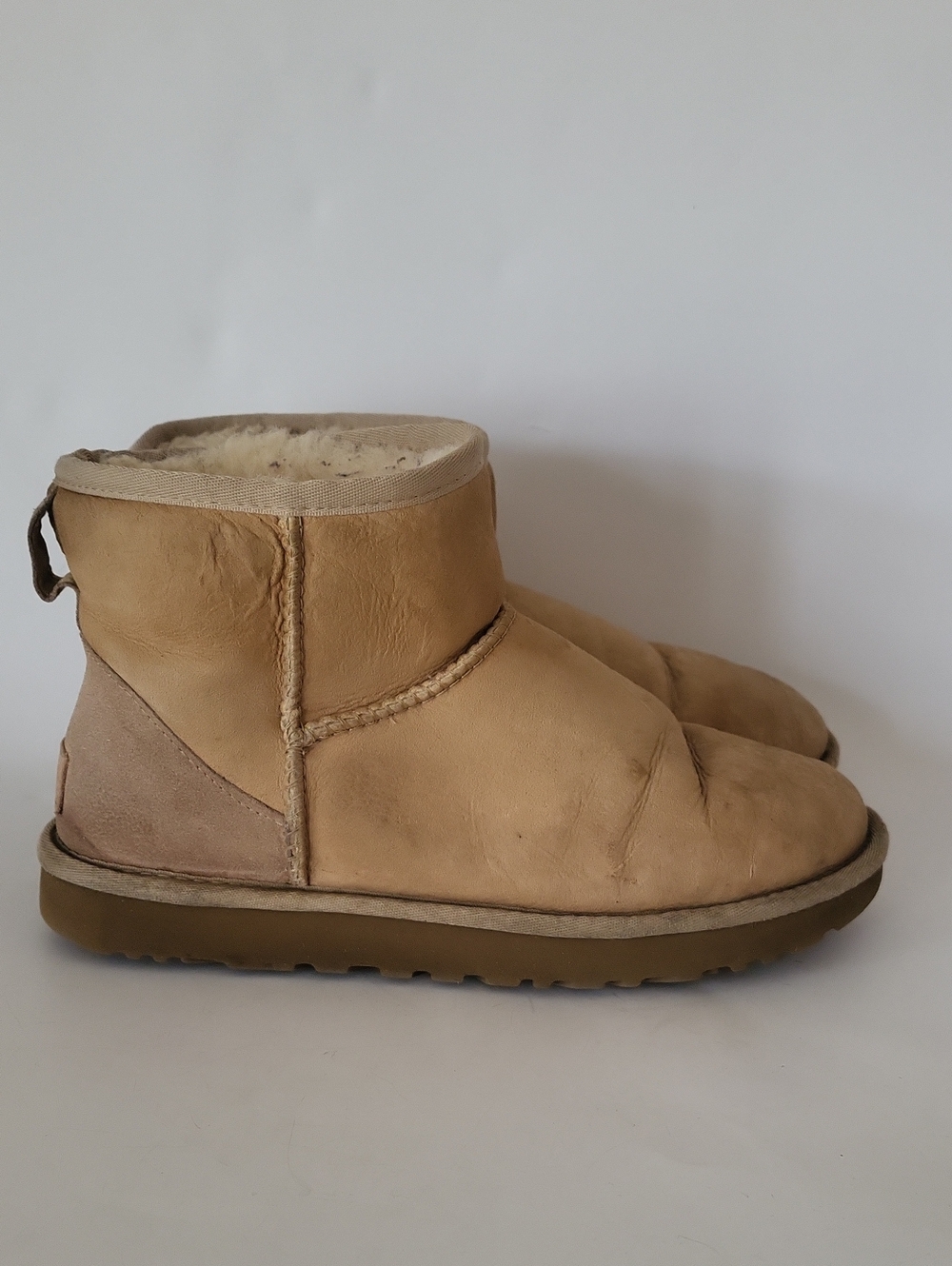 UGG Classic Mini Tan Leather Ankle Boots Size 8